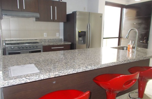 Ixtapa Condo | Ideal Ixtapa Condo: Steps from Beach, Golf & Attractions