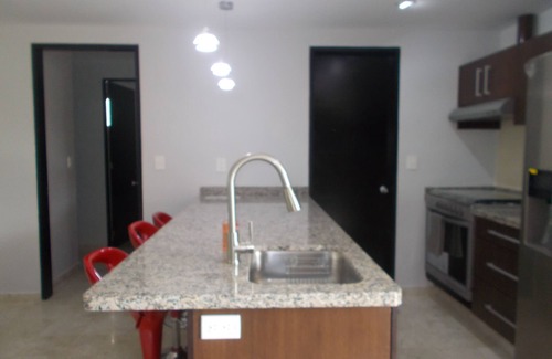 Ixtapa Condo | Ideal Ixtapa Condo: Steps from Beach, Golf & Attractions