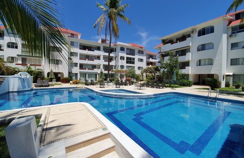 Ixtapa Apartment | Beautiful Ixtapa Zihua Condo with Pool View Near the Beach