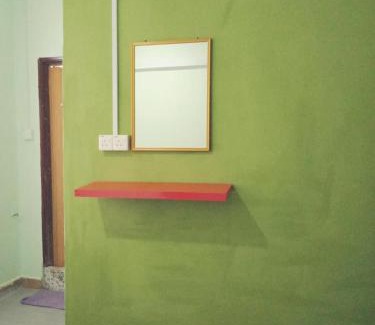 Kampung Nail Hotel | Budget-Friendly Stay at IZ Budget with Breakfast Included