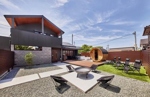 Imazu Villa | Family-Friendly IZA高島 minato with Hot Tub Relaxation