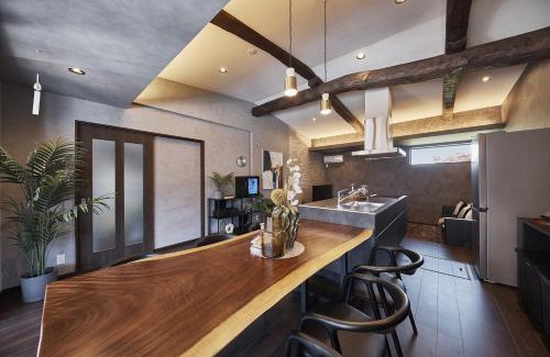Imazu Villa | Family-Friendly IZA高島 minato with Hot Tub Relaxation