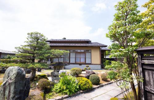 Joetsu Villa | Experience Family-Friendly Comfort at -izen 高田- 柳精庵