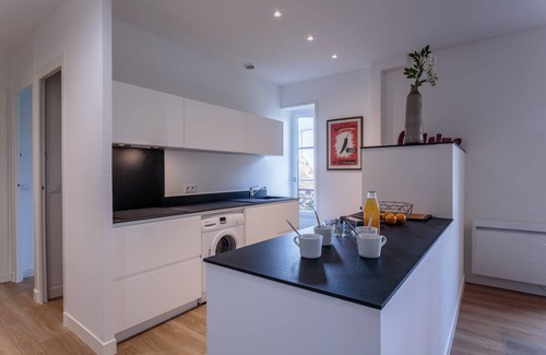 Biarritz Apartment | Indulge in IZOKINA KEYWEEK 2-Bedroom Apartment, Biarritz