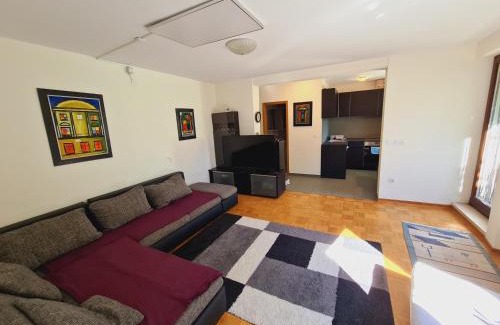 Izola Apartment | Seaside Getaway: Izola with Pool and Spa Amenities