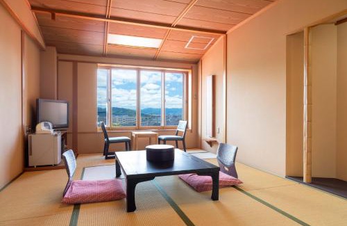 Asama Onsen Hotel | Relaxing Izumiso with Hot Tub & Great Guest Rating 8.4/10