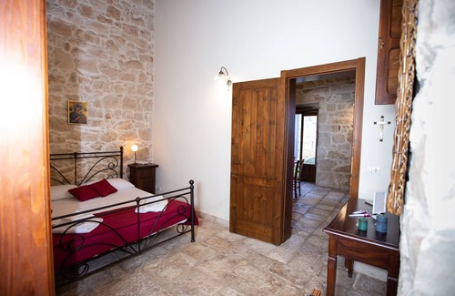 Santa Croce Camerina Apartment | Unforgettable Stays at IzzHome Carrubo with Ocean Views
