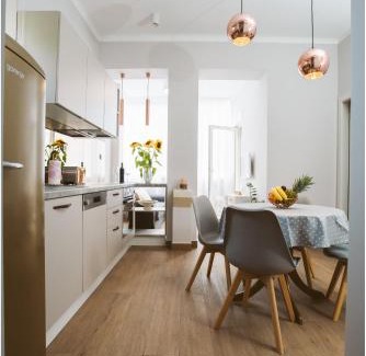 Bacvice Apartment | Stunning Izzy Apartment: 4-Star Oceanfront Retreat