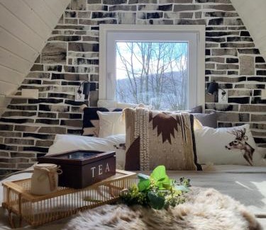 Bukkszentkereszt Ski Chalet | Jázminka Alpesi Házikó: Guest Rated 9.8, Family-Friendly Stay