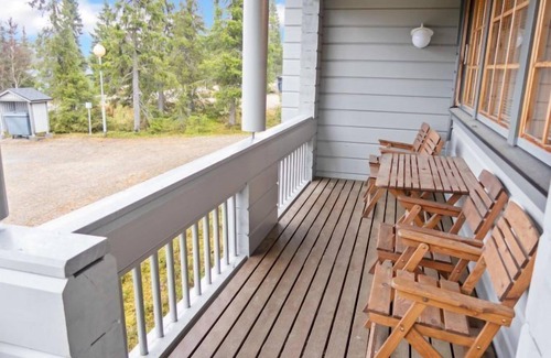 Rukatunturi House | Relaxing Lake View Retreat at Jäkälärinne 2b by Interhome