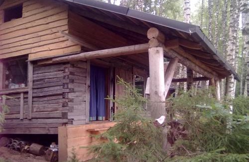 Ahijarve House | Pet-Friendly Järvenukka Puhkemaja with Hot Tub Haven