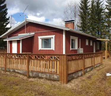 Soini Ski Chalet | Discover Järvitalo: Pet-Friendly Hotel with Oceanfront Views