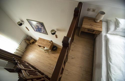 Sopron Hotel | Discover Jégverem Fogadó: Pet-Friendly with Breakfast