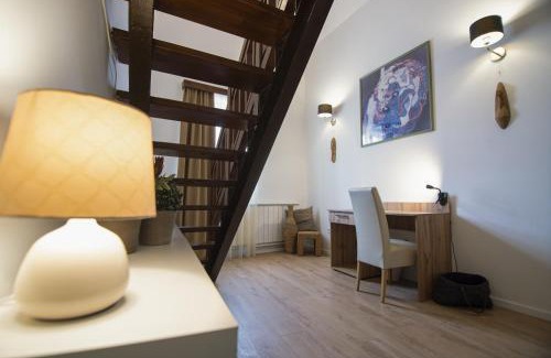 Sopron Hotel | Discover Jégverem Fogadó: Pet-Friendly with Breakfast