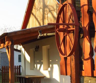Varsany House | Jóbarát Vendégház