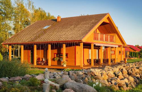 Elva Apartment | Pet-Friendly Jõesuu Puhkemaja with Oceanfront Views