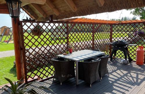 Muhu Apartment | Discover Jürivärava Saunamaja: Pet-Friendly Oceanfront Retreat
