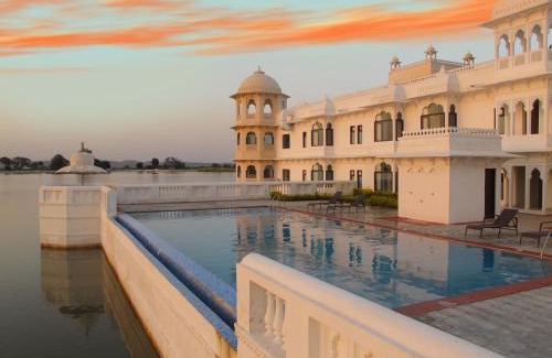 Parsoli Resort | Discover jüSTa Lake Nahargarh Palace with Pool & Ocean Views