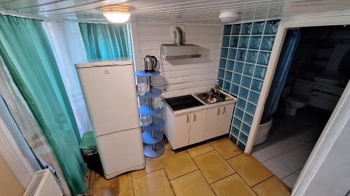 Jurmala Apartment | Beachfront Retreat at Jūrmala with Pet-Friendly Amenities
