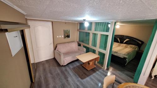 Jurmala Apartment | Beachfront Retreat at Jūrmala with Pet-Friendly Amenities