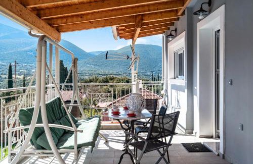 Katapodata Apartment | Top-Rated J and D House: Ideal for Families with Kids
