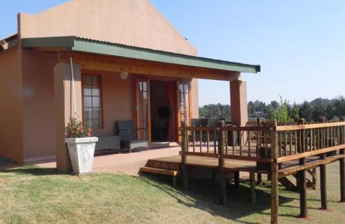 Underberg House | Discover J&B Lodge: Top-Rated 4-Star Comfort Awaits You