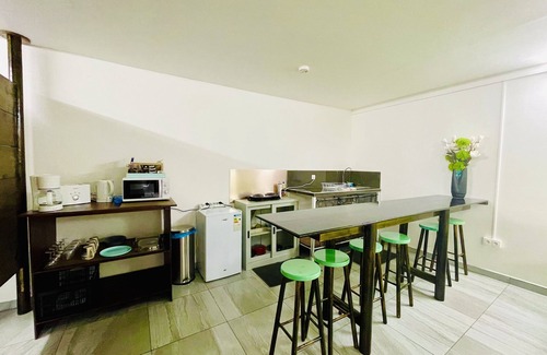 Papeete Apartment | Exceptional J&D Studio 2 in Papeete with Breakfast & Kitchen