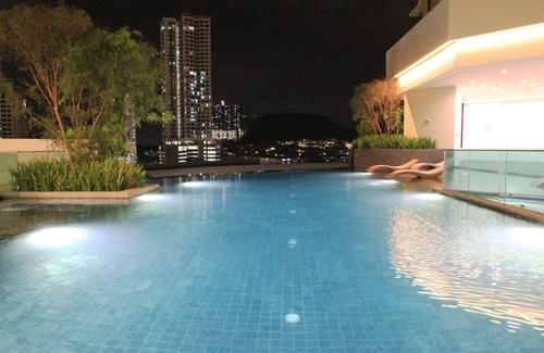Bandar Tun Razak Apartment | Explore J.Dupion Cheras 26 by Kyuka: Near MRT, Pool & Breakfast