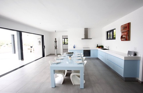 Willemstad Villa | Stylish Villa at Spanish Water Bay with Ocean Views & Gym