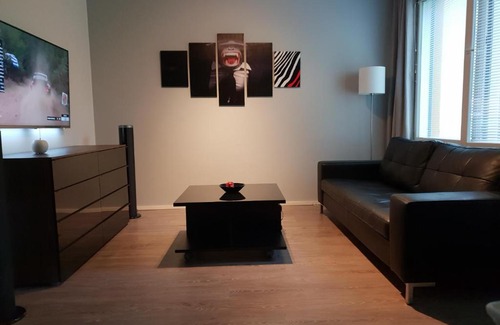 Jyvaskyla Apartment | Discover J House: Guest Rated 9/10 for Quality Stays