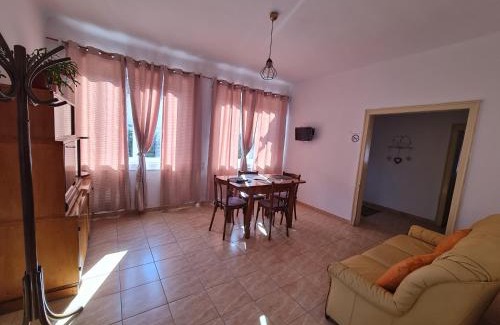 Ocna Mures House | J & J Residence: A Family-Friendly Home Away from Home