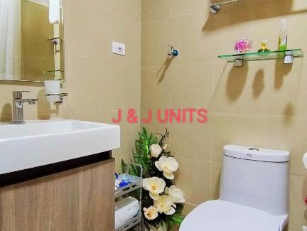 Barangay 76 Apartment | Guest Rated 10/10: J & J UNIT 1 at SMDC Shore Residences