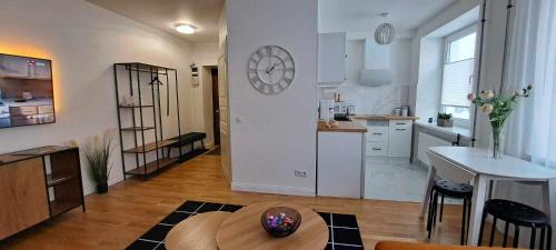 Tartu Apartment | Top-Rated J. Kuperjanov Apartment with Family Amenities