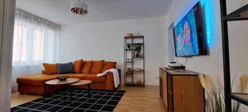 Tartu Apartment | Top-Rated J. Kuperjanov Apartment with Family Amenities