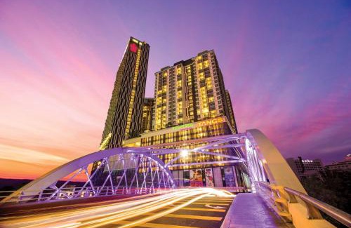 Bunga Paya Pantai Apartment | Experience Comfort at J Lodge Residences by Malacca River