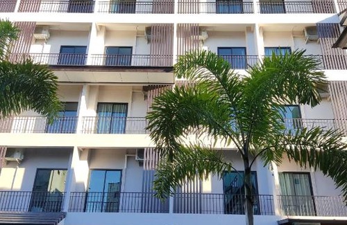 Bang Phra Hotel | Discover J.P. Grand Hotel - 4-Star Oceanfront Retreat