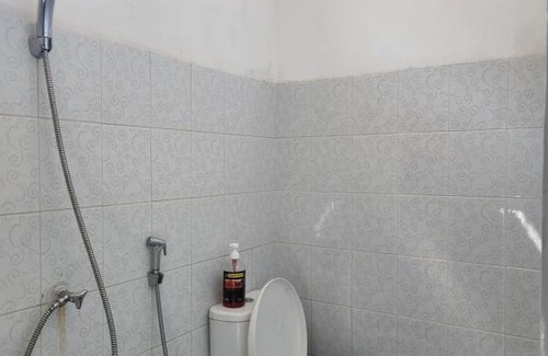 Waena House | Budget-Friendly J&R Home Stay: Ideal for Families