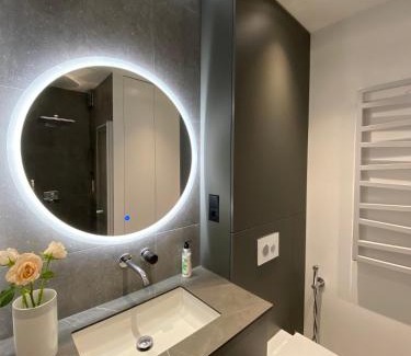 Vilnius city municipality Apartment | Discover J. Ralio Apartamentai: Guest Rated 9.7/10