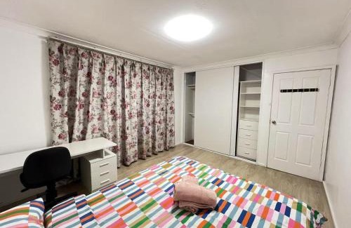 Baulkham Hills House | J Room