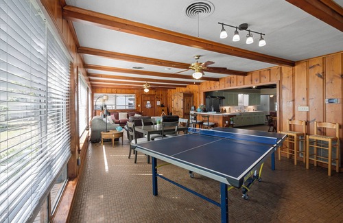 Lake Whitney House | Experience J's Place on Lake Whitney with Ocean Views