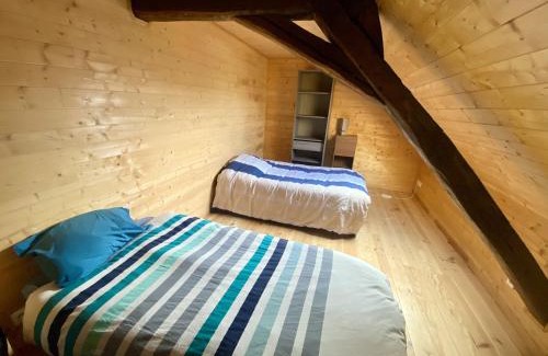 Imphy Apartment | Family-Friendly Retreat with 2 Bedrooms & Pet Amenities