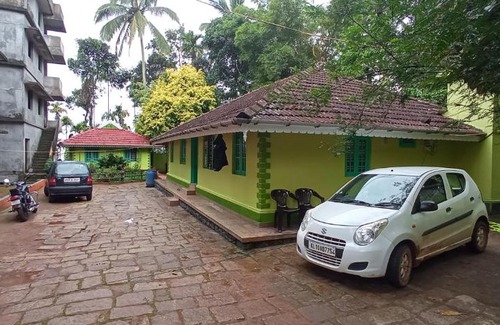 Vayittiri House | Discover Jaanamrith: Pet-Friendly Haven with Top Reviews