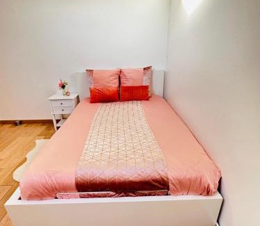 Bezons House | Discover Jabeen's House: Child-Friendly Retreat Awaits