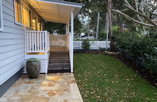 Smiths Lake House | Pet-Friendly Retreat at Jacaranda Beach House - Rated 9.8