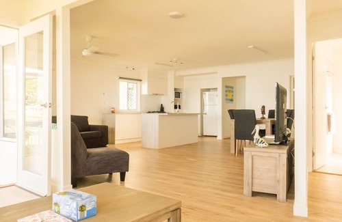 Toogoom House | Beachfront Bliss at Jack's Shack - Rated 9.8/10 by Guests