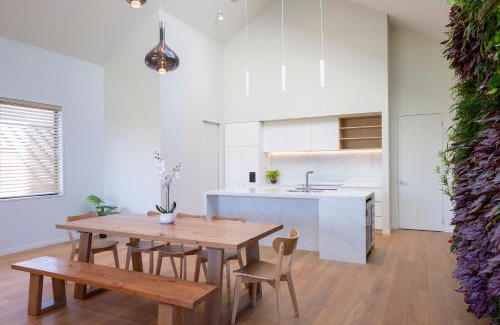 Jacks Point Villa | Relax at Jacks Point Rise with Family-Friendly Amenities