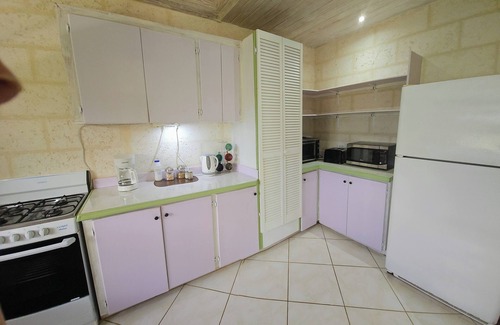 Jackson Apartment | Relaxing Jackson Breezy Vacation Rental in Barbados