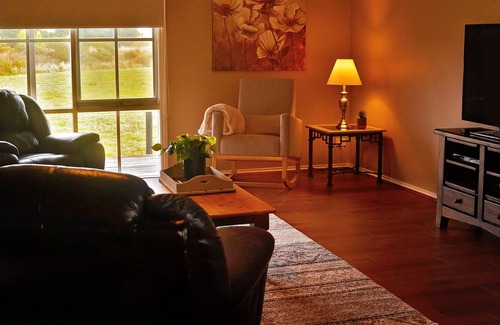 Cardinia House | Jacob's Estate | Homestead on 50 Acres of Farmland