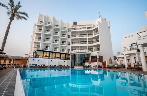 Nahariya Hotel | Amazing Sea Life Nahariya: Oceanfront Bliss & Top Ratings