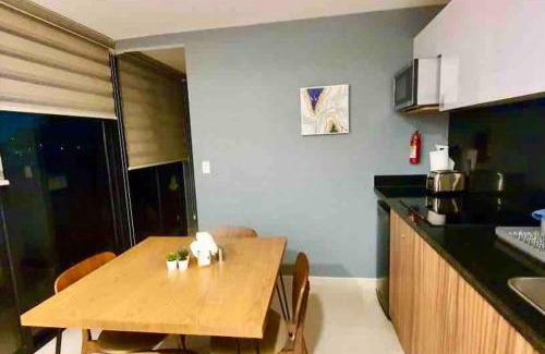 Del Valle Apartment | Indulge in Jacuzzi Moments for Unforgettable Experiences